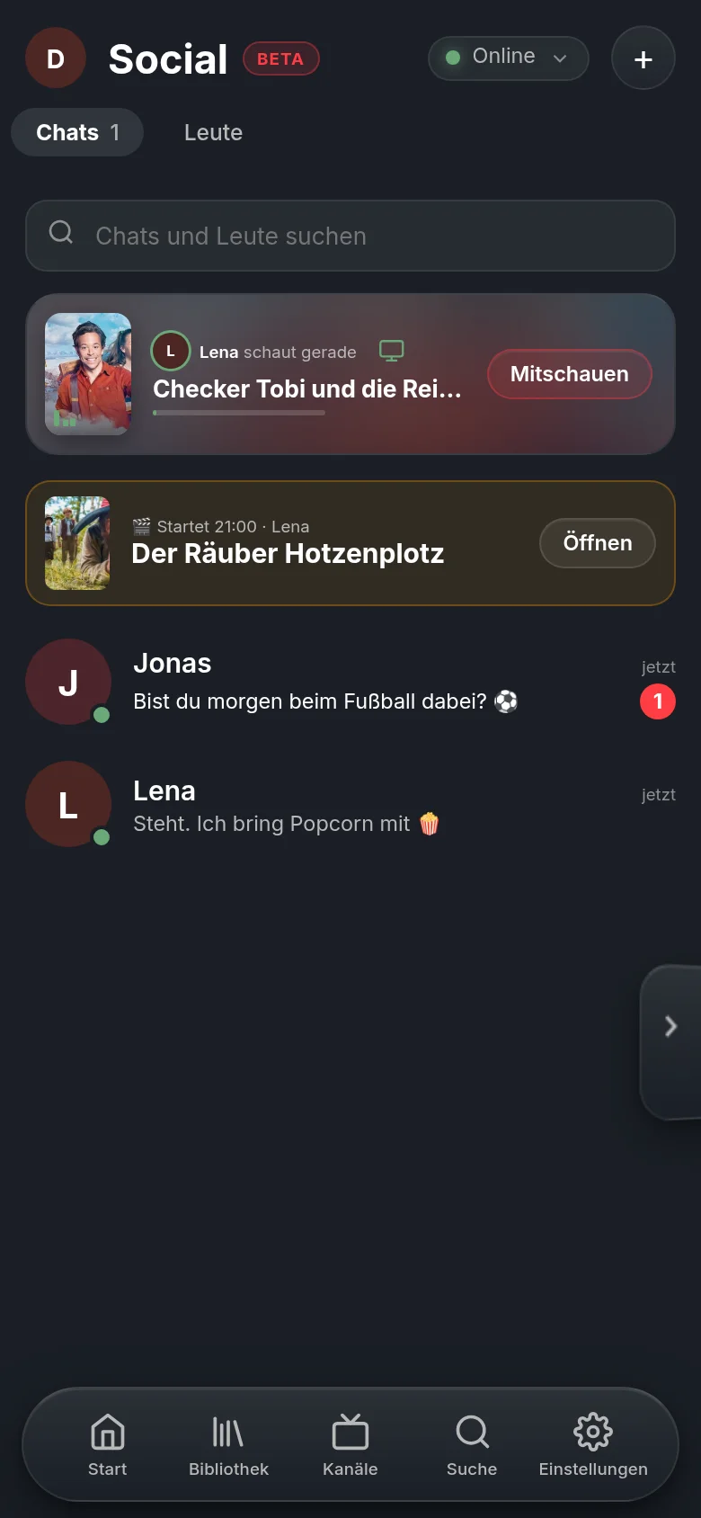 Social in Vuma auf einem Handy: oben die Zeile, dass Lena gerade Checker Tobi schaut, mit einem Mitschauen-Button, darunter die geplante Watch Party und die Chats mit Jonas und Lena.